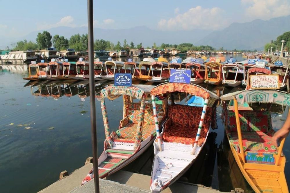 Houseboat Lily Of Nageen Srinagar  Bagian luar foto